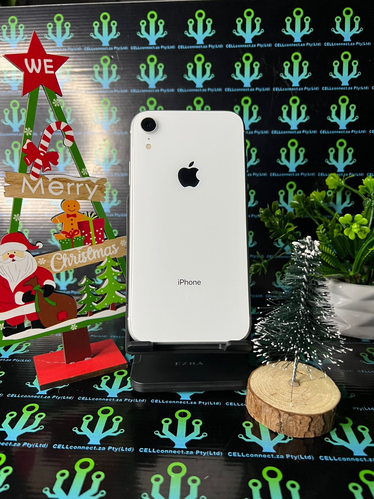 iPhone XR (SIM Locked - WiFi Only)